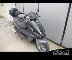 Pezzi di ricambio malaguti phantom max 250