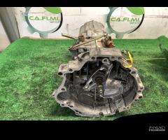 CAMBIO MANUALE COMPLETO AUDI A4 Berlina (8E) 01X30