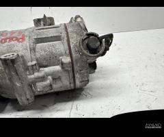 COMPRESSORE A/C VOLKSWAGEN Polo 4Â° Serie 447190-8 - 3