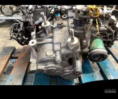 CAMBIO MANUALE COMPLETO MAZDA 6 Berlina Diesel 2.0 - 4