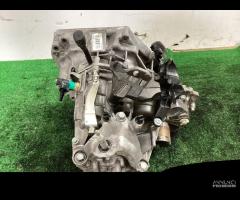 CAMBIO MANUALE COMPLETO RENAULT CLIO Serie V 6M JT - 3