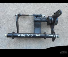 Supporto motore staffa vespa gts granturismo