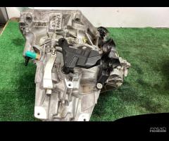 CAMBIO MANUALE COMPLETO RENAULT Captur Serie JT400