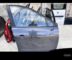 PORTIERA ANTERIORE DESTRA RENAULT Scenic Serie (09 - 1