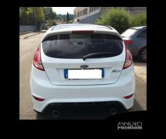 Paraurti Posteriore FORD FIESTA MK7 RS Look Focus