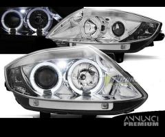 FARI ANTERIORI BMW Z4 E85 e E86 ANGEL EYES LED