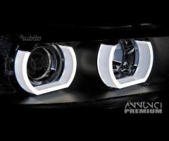 Fari anteriori BMW Serie 3 e90 Angel Eyes LED 3D