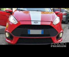 Paraurti anteriore FORD FIESTA mk7-FL RS look NEW