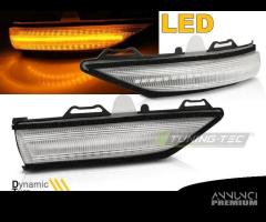 FRECCIA DINAMICA LED FORD FIESTA Mk8 SPECCHIETTI