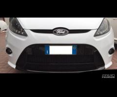 Paraurti Anteriore FORD FIESTA MK7 RS Look Focus