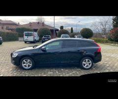 Volvo V60 D3 Geartronic R-design Momentum