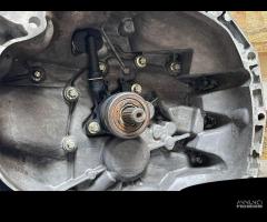 CAMBIO MANUALE COMPLETO RENAULT Clio Serie K9K T7 - 2