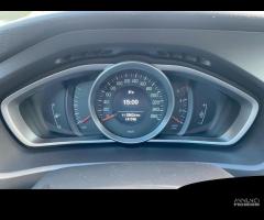 Volvo V40 D3 Geartronic R-design Momentum - 16