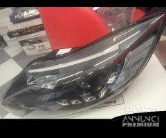 Fari anteriori ford focus 2010 led tube new