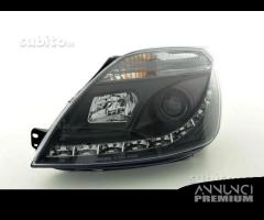 Fanali anteriori ford fiesta mk6 led dayline