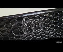 Supporto portalogo audi invisibile per griglie rs - 6