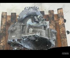 CAMBIO MANUALE COMPLETO AUDI Q3 Serie (8UG) 1K0199