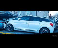 Ricambi Citroen DS5 del 2014 con motore 9h05