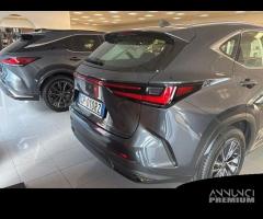 Lexus NX 2.5H ECVT 2WD BUSINESS MY24