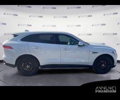 Jaguar F-Pace 2015 Diesel 2.0d i4 Prestige 18... - 4