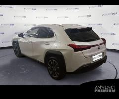 Lexus UX 2019 250h 2.0 Luxury 4wd cvt my20