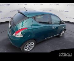 Lancia Ypsilon III 2015 Benzina 1.2 Platinum ... - 4