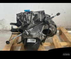 CAMBIO MANUALE COMPLETO RENAULT Clio Serie JB1-520