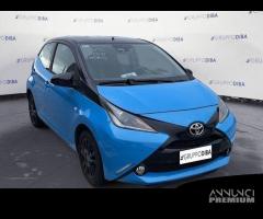 Toyota Aygo II 2014 5p 1.0 x-wave - 2