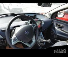 Lancia Ypsilon S1M My24 1.0 Firefly 70 CvStar...