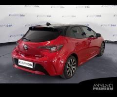 Toyota Corolla 3P - 5P - SW 1.8H HB STYLE MY22 - 4