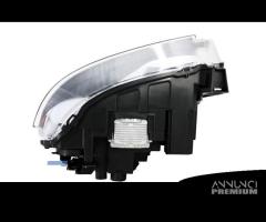 Set Fari a LED adatti per Range Rover Sport L320 - 5