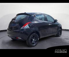 Lancia Ypsilon S1M My24 1.0 Firefly 70 CvStar...