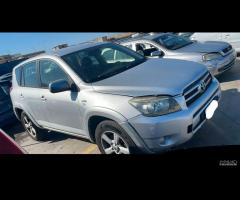 MOTORE COMPLETO TOYOTA RAV4 2.2 D  2AD