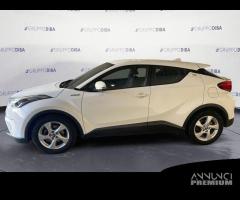 Toyota C-HR I 2016 1.8h Active 2wd e-cvt - 8