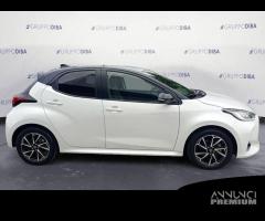 Toyota Yaris 4nd SERIE 1.5 Hybrid 5 porte Sty...