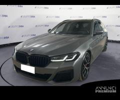 BMW Serie 5 G31 2020 Touring LCI D 520d Touri...