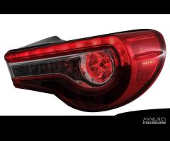 Toyota GT86 12->>fanali posteriori LED - 7