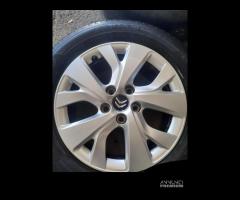 Citroen C4 Picasso Cerchi e Gomme 205/60/16 Estive