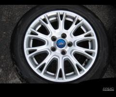 Ford C-Max Cerchi e Gomme 215/55/16 M+S