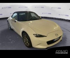 Mazda MX-5 2015 Soft Top 1.5 100th Anniversary - 3