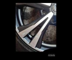 Nissan Qashqai Cerchi e Gomme 215/55/18 Estive