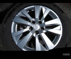 Peugeot 3008 Cerchi e Gomme 215/65/17 - 3