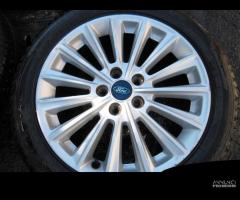 Ford C-Max Cerchi e Gomme 215/50/17