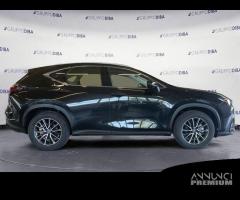 Lexus NX 2.5H ECVT 2WD BUSINESS MY24