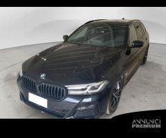 BMW Serie 5 G31 2020 Touring LCI D 520d Touri...