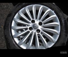 Opel Adam Cerchi e Gomme 195/55/16 Estive