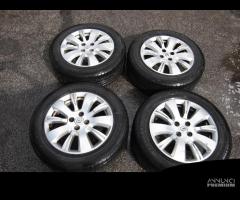 Renault Captur Cerchi e Gomme 205/60/16 M+S - 1