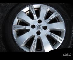 Renault Captur Cerchi e Gomme 205/60/16 M+S