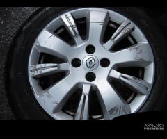 Renault Captur Cerchi e Gomme 205/60/16 M+S