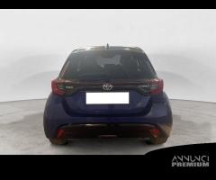 Toyota Yaris IV 2020 1.5h Lounge - 7